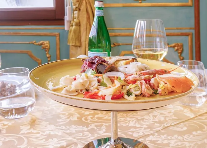 Canal View San Marco Rialto - Dogaressa Palace 1872