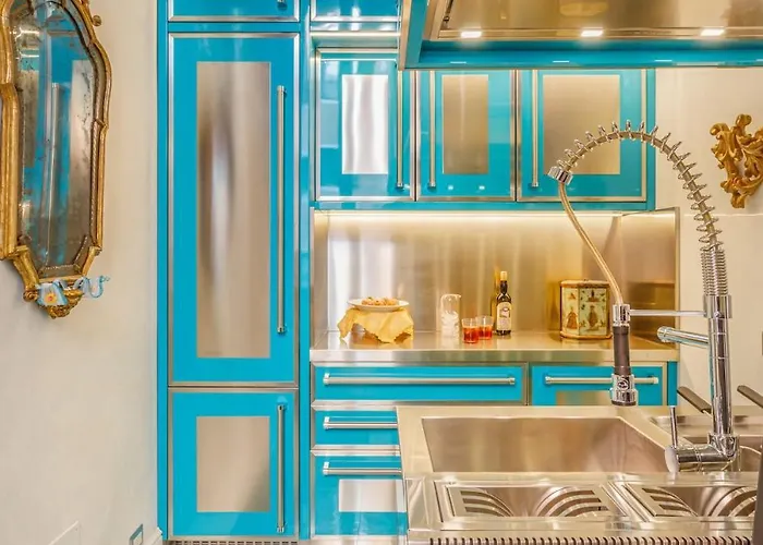 Canal View San Marco Rialto - Dogaressa Palace 1872 *